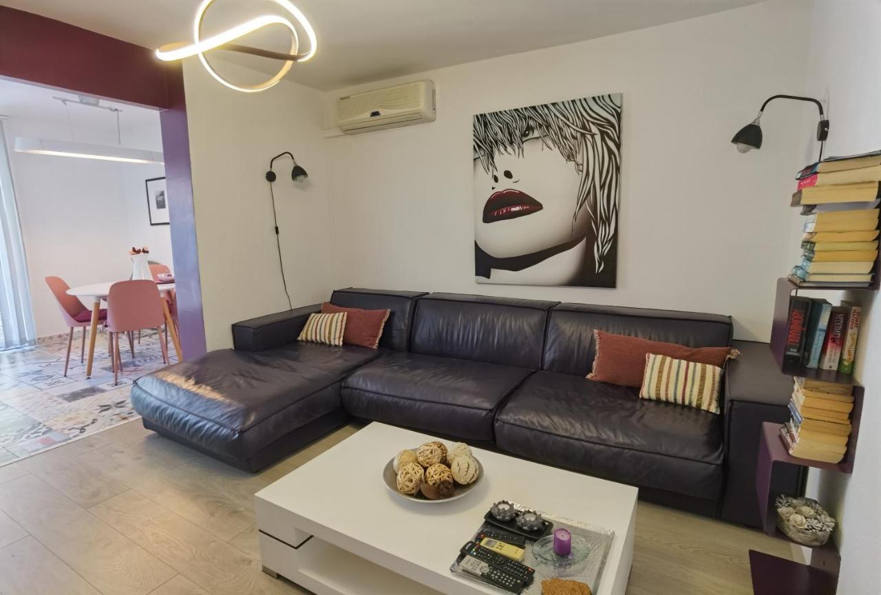 Pine And Lime Apartments Pola Esterno foto