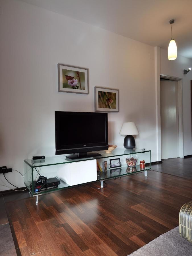 Pine And Lime Apartments Pola Esterno foto